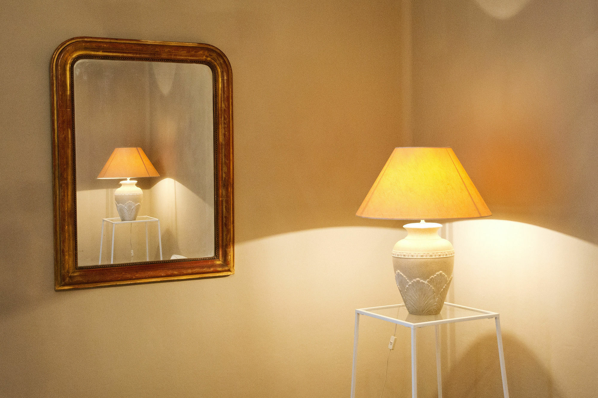Blulassu City Center Rooms กาญารี ภายนอก รูปภาพ