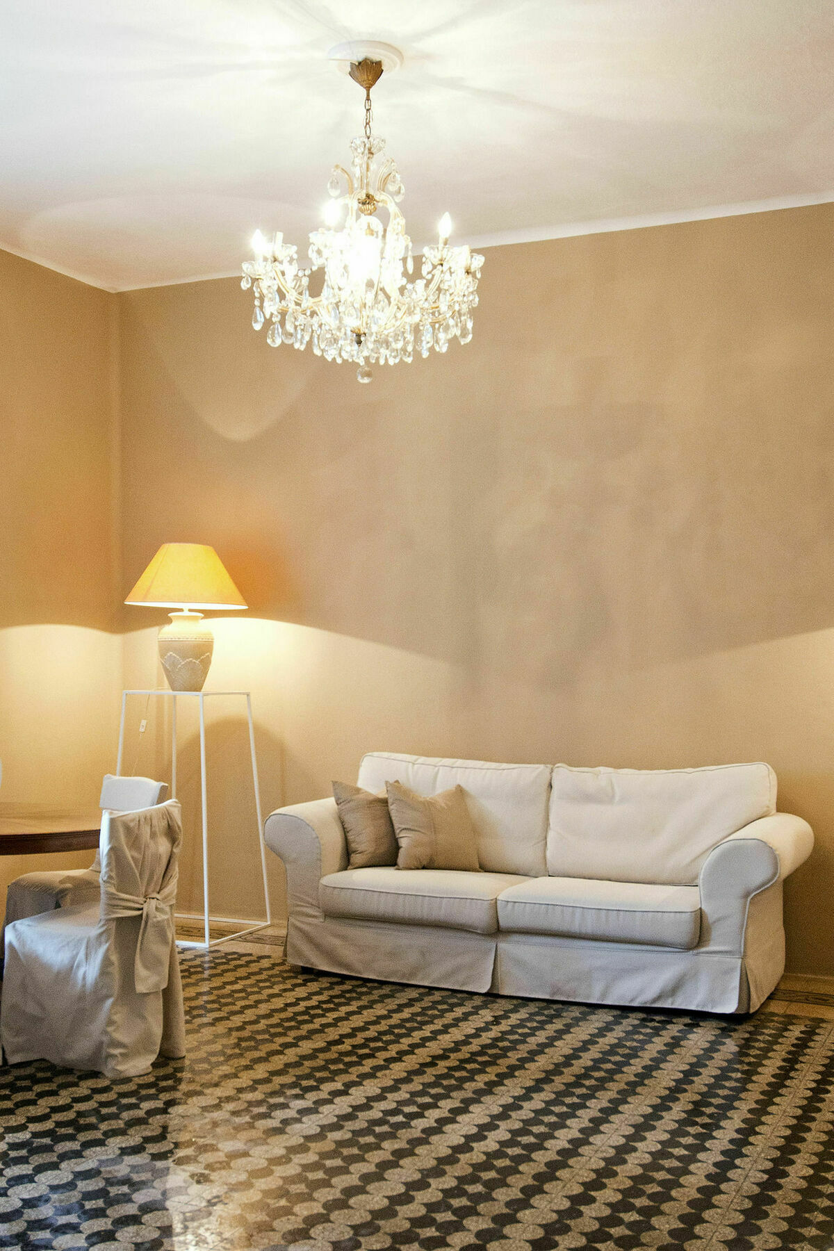 Blulassu City Center Rooms กาญารี ภายนอก รูปภาพ