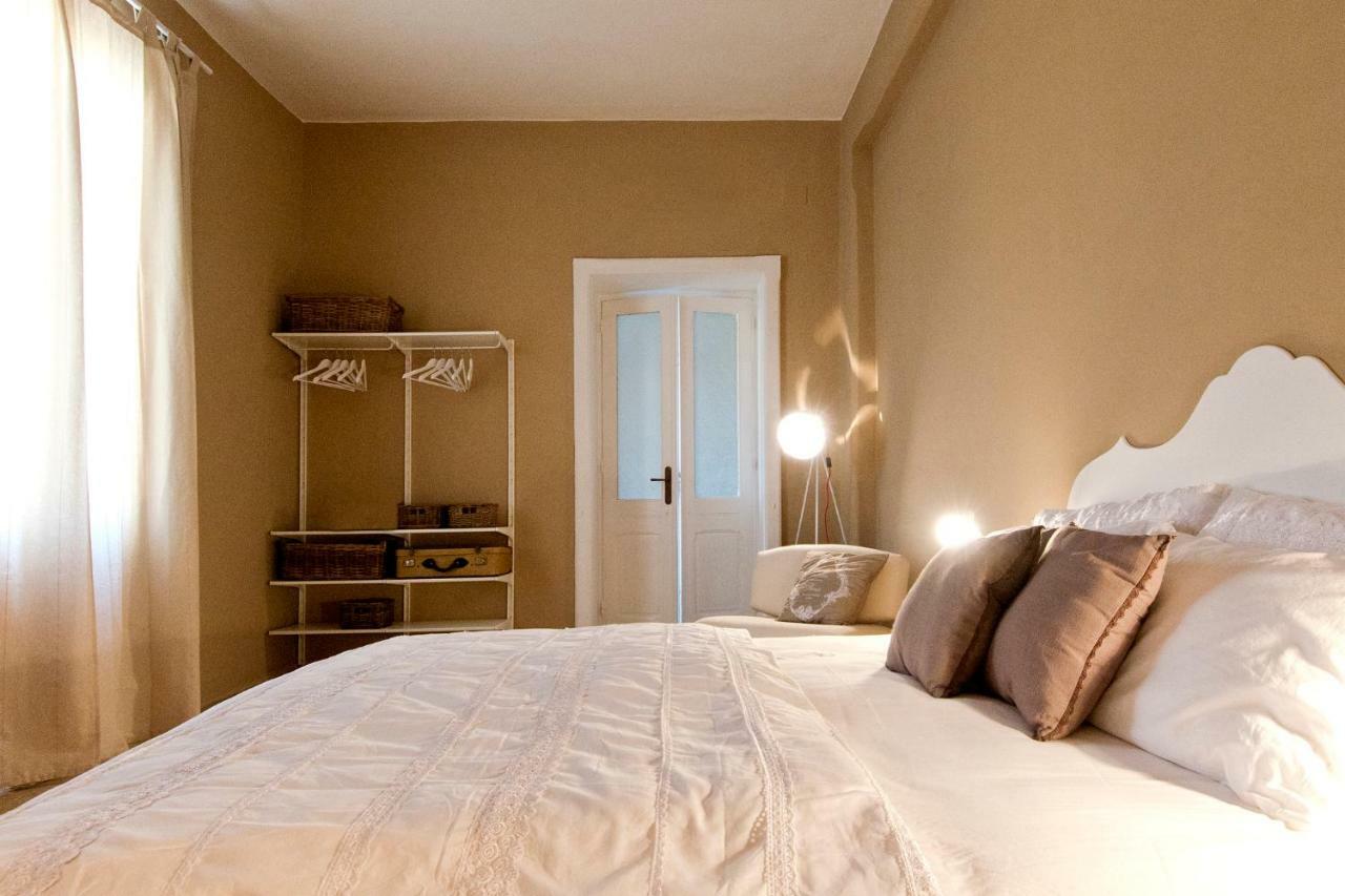 Blulassu City Center Rooms กาญารี ภายนอก รูปภาพ