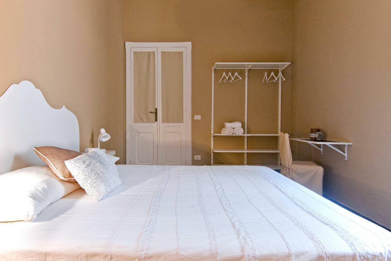 Blulassu City Center Rooms กาญารี ภายนอก รูปภาพ