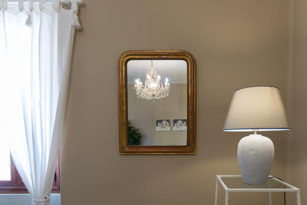 Blulassu City Center Rooms กาญารี ภายนอก รูปภาพ